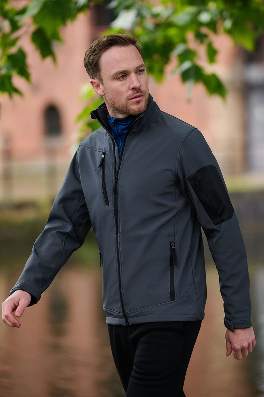 ARCOLA HÁROMRÉTEGŰ, MEMBRÁNNAL ELLÁTOTT SOFTSHELL DZSEKI